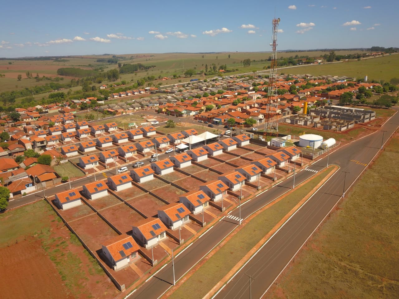 Habitação entrega 52 moradias em Espírito Santo do Turvo, região de Marília Habitação entrega 52 moradias em Espírito Santo do Turvo, região de Marília