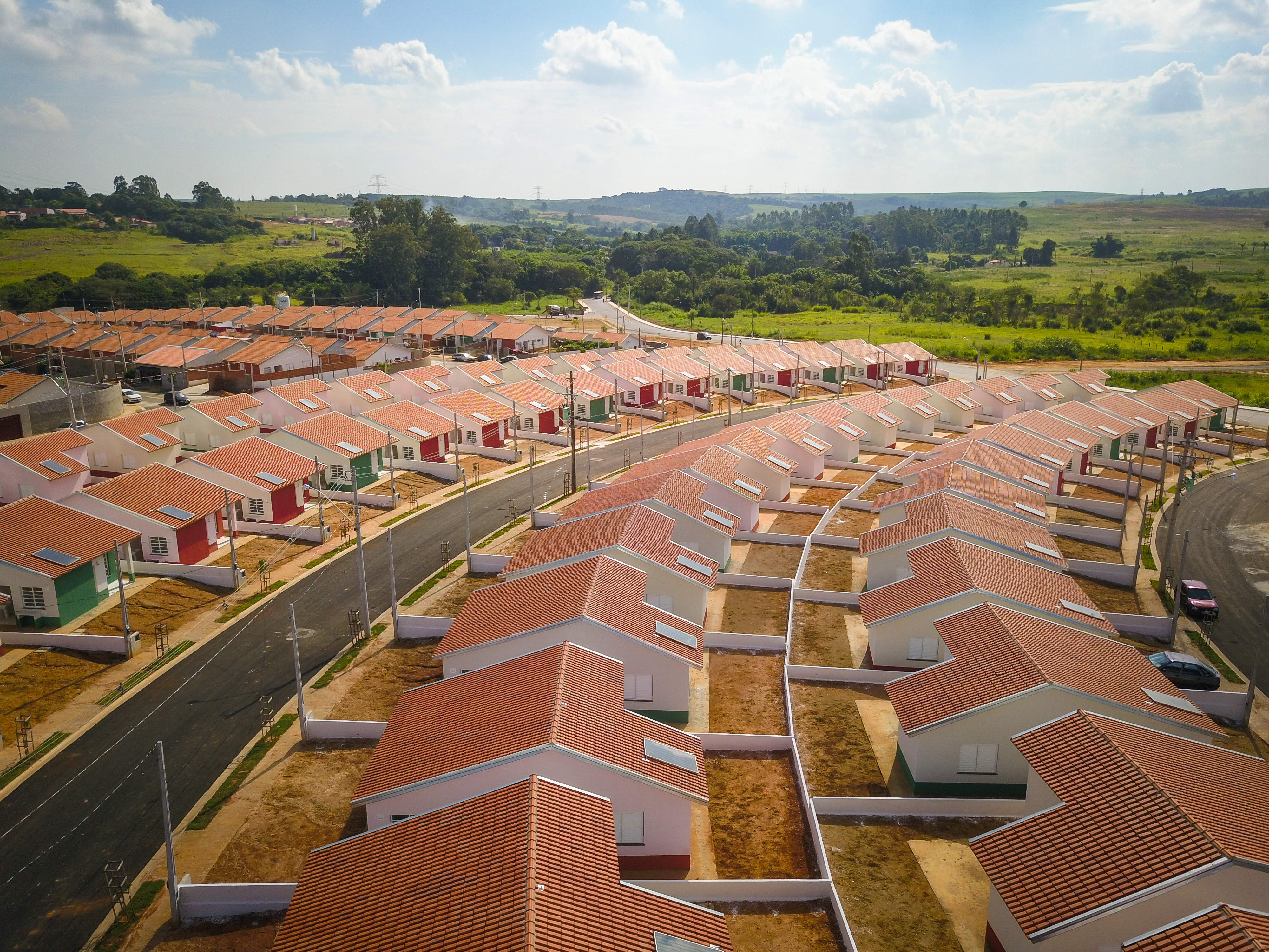 CDHU abre credenciamento para a construção de mais 4.525 mil moradias do Programa Nossa Casa CDHU abre credenciamento para a construção de mais 4.525 mil moradias do Programa Nossa Casa