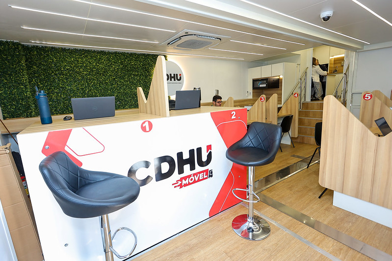 Van da CDHU Móvel chega à Terra Roxa para atender mutuários a partir desta quarta-feira (15/10)